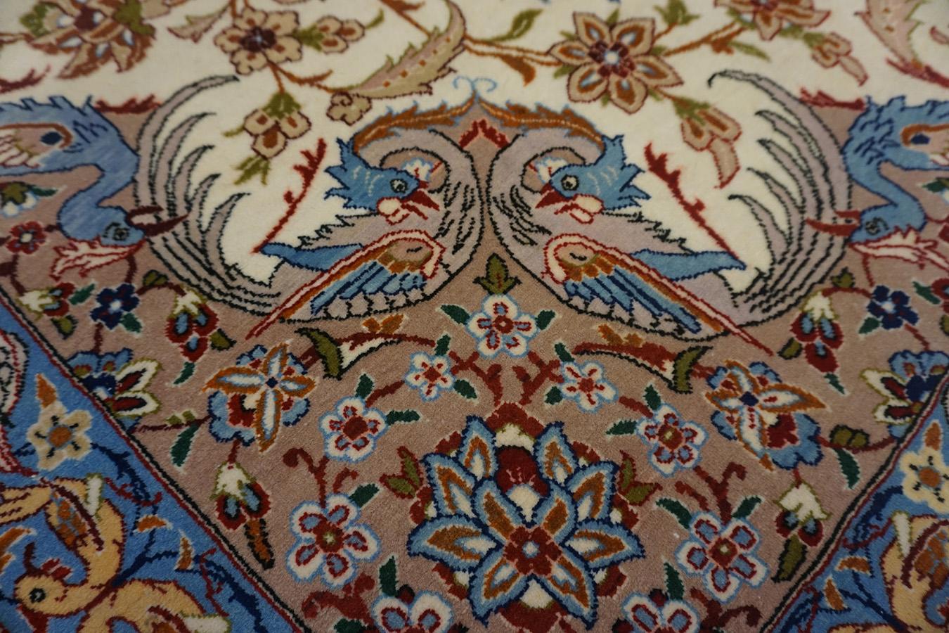 Persischer Isfahan-Teppich aus der Mitte des 20. Jahrhunderts ( 4'11