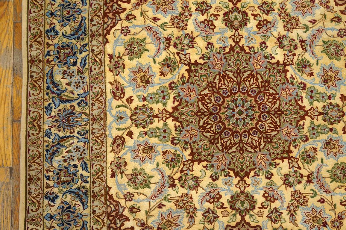 Persischer Isfahan-Teppich aus der Mitte des 20. im Angebot 4