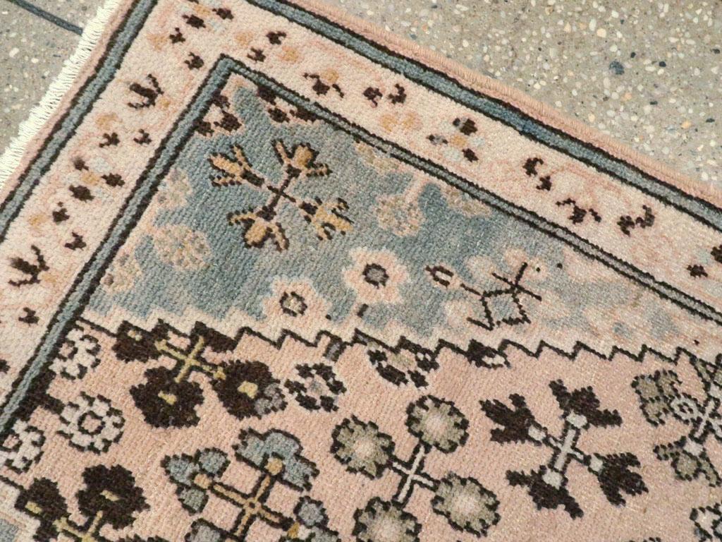 Noué à la main Tapis persan Joshegan du milieu du 20e siècle en vente