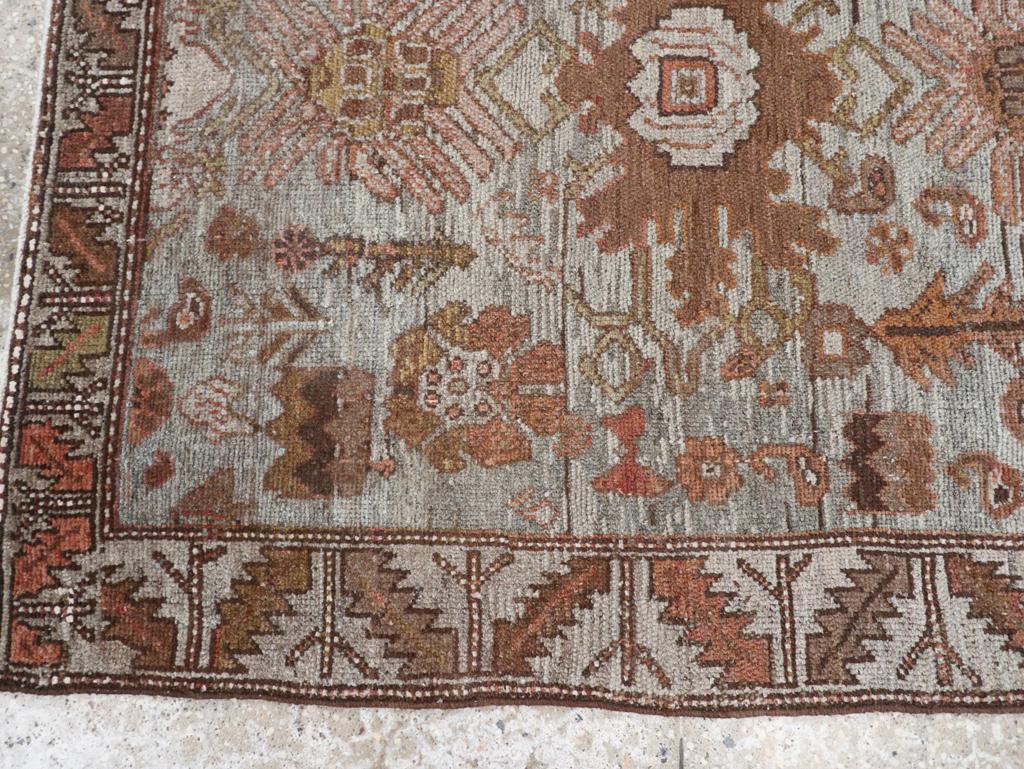 Noué à la main Tapis persan kurde du milieu du 20e siècle en vente