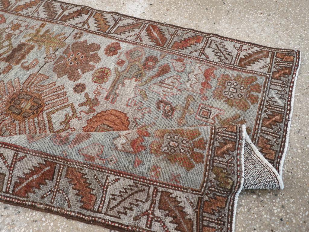 20ième siècle Tapis persan kurde du milieu du 20e siècle en vente