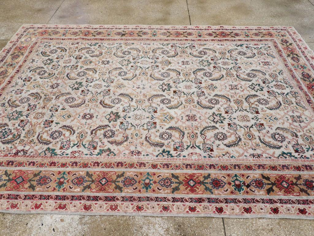 Mid-20th Century Persian Mahal Accent Carpet (Persisch) im Angebot