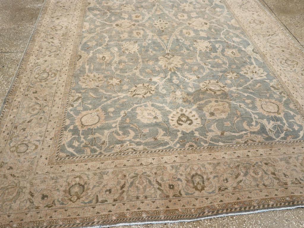 Mid-20th Century Persian Mahal Accent Carpet im Zustand „Hervorragend“ im Angebot in New York, NY