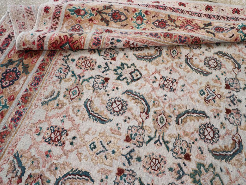 Mid-20th Century Persian Mahal Accent Carpet (Wolle) im Angebot