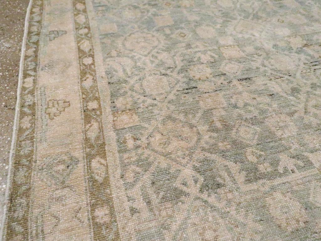 Mitte des 20. Jahrhunderts Persisch Malayer Akzentteppich (Handgeknüpft) im Angebot