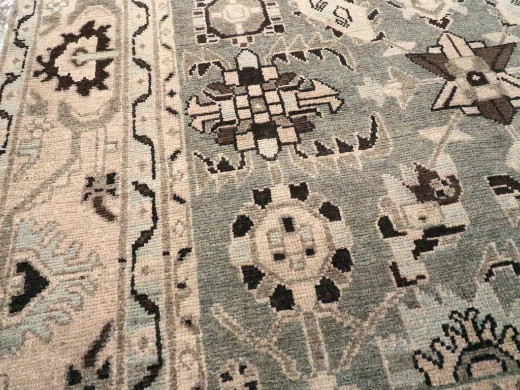Mitte des 20. Jahrhunderts Persisch Malayer Akzentteppich (Handgeknüpft) im Angebot