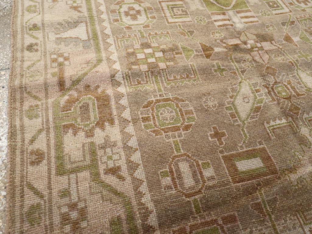 Persiano Tappeto d'accento persiano Malayer della metà del XX secolo in vendita