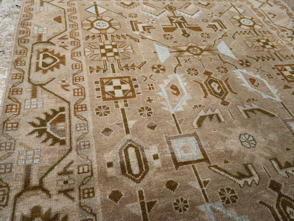 Persiano Tappeto d'accento persiano Malayer della metà del XX secolo in vendita