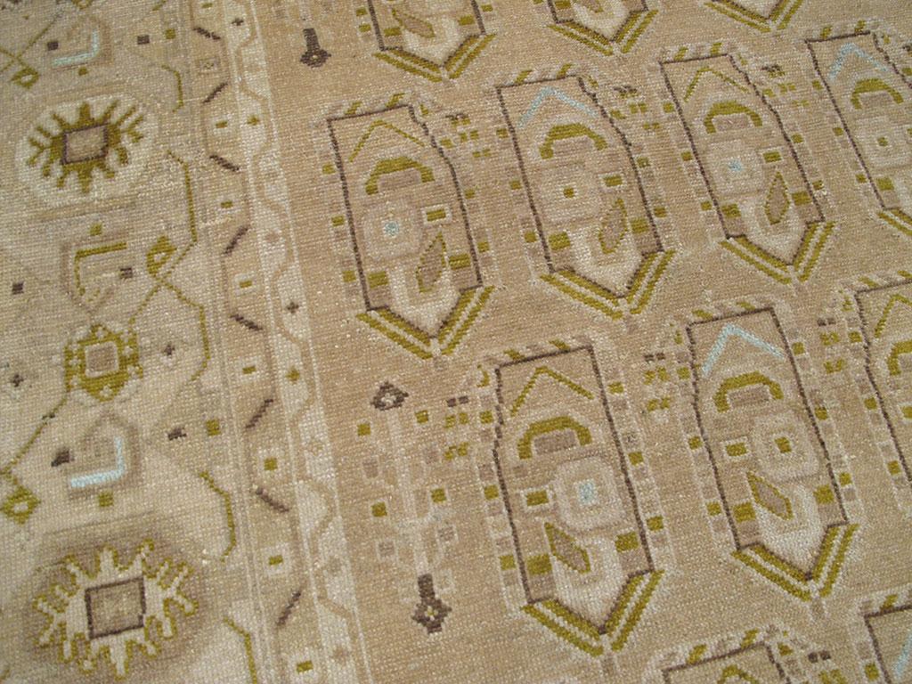 Mitte des 20. Jahrhunderts Persisch Malayer Akzentteppich (Handgeknüpft) im Angebot