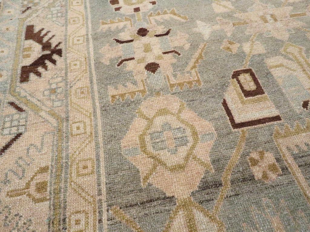 Mitte des 20. Jahrhunderts Persisch Malayer Akzentteppich (Handgeknüpft) im Angebot