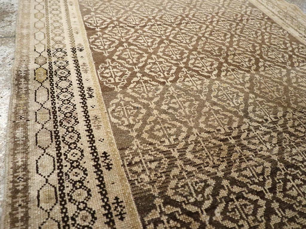 Alfombra de acento persa Malayer de mediados del siglo XX Persa en venta