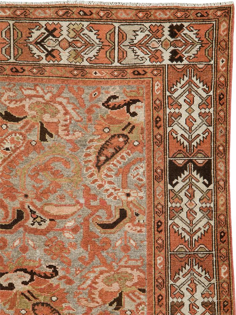 Perse Tapis persan Malayer d'accentuation du milieu du 20e siècle en vente