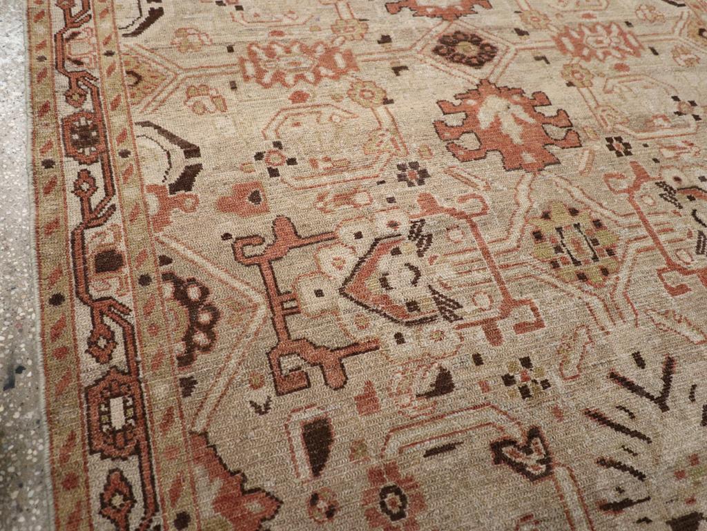 Perse Tapis persan Malayer d'accentuation du milieu du 20e siècle en vente