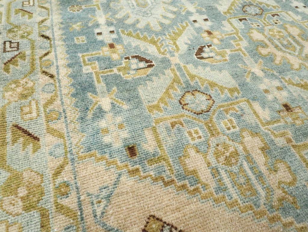 Perse Tapis persan Malayer d'accentuation du milieu du 20e siècle en vente