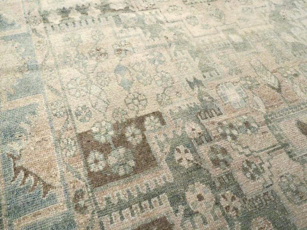 Mid-20th Century Persian Malayer Accent Rug (Persisch) im Angebot