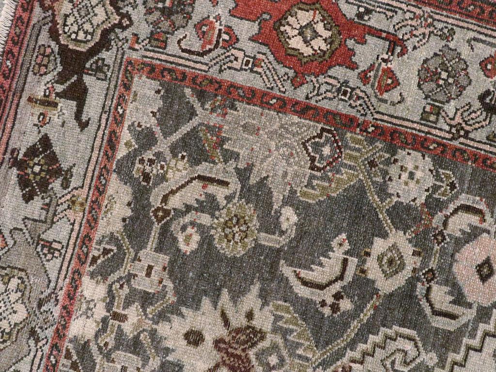 Mitte des 20. Jahrhunderts Persisch Malayer Akzentteppich im Zustand „Hervorragend“ im Angebot in New York, NY