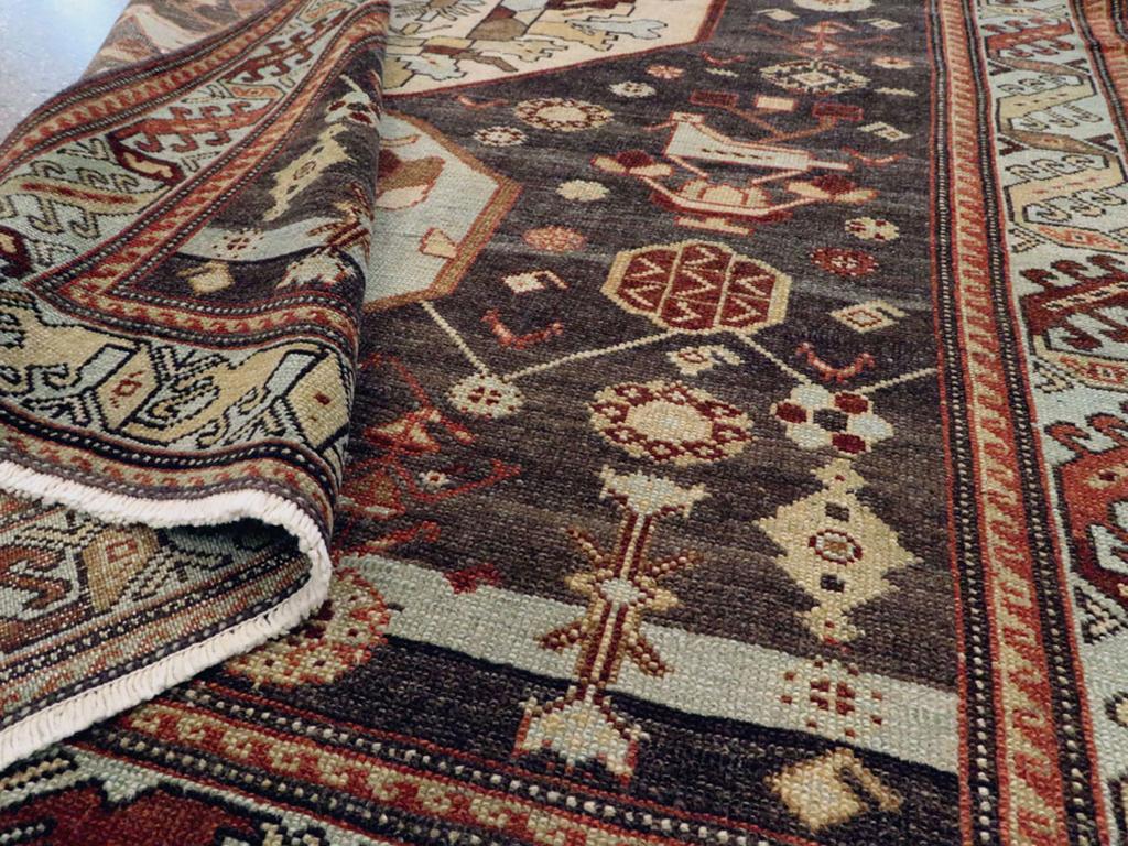 Annodato a mano Tappeto d'accento persiano Malayer della metà del XX secolo in vendita
