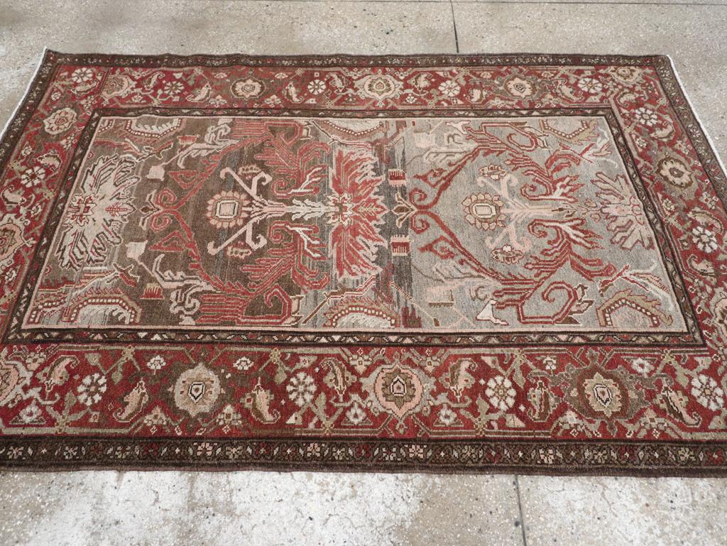 Noué à la main Tapis persan Malayer d'accentuation du milieu du 20e siècle en vente