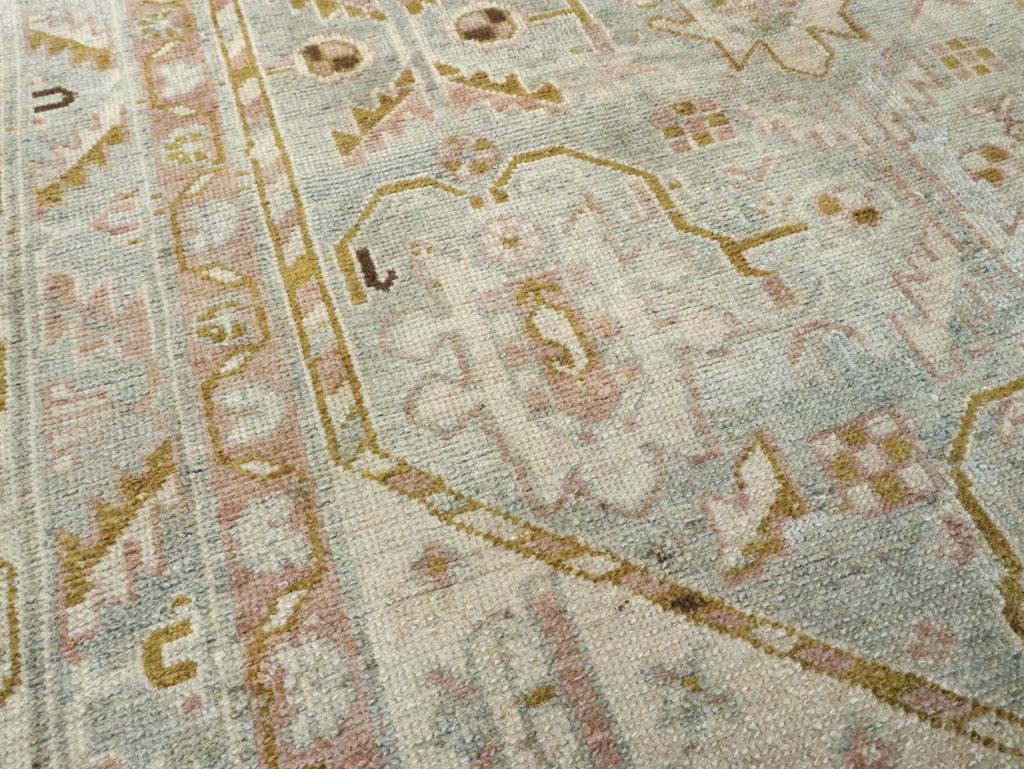 Noué à la main Tapis persan Malayer d'accentuation du milieu du 20e siècle en vente