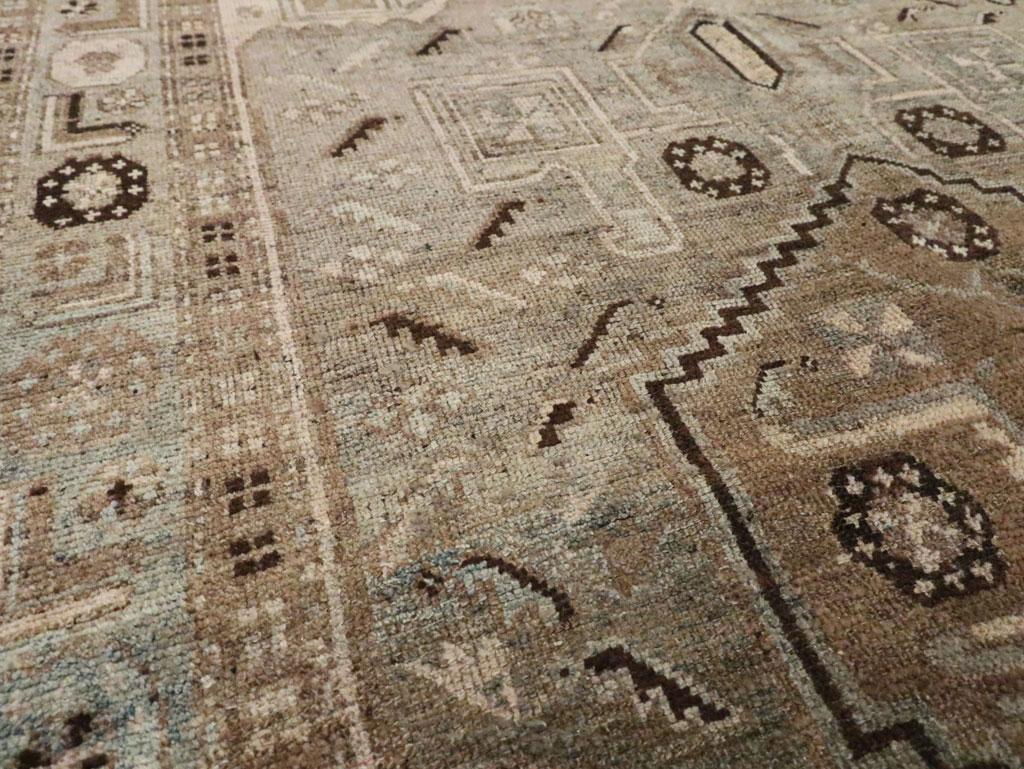 Annodato a mano Tappeto d'accento persiano Malayer della metà del XX secolo in vendita