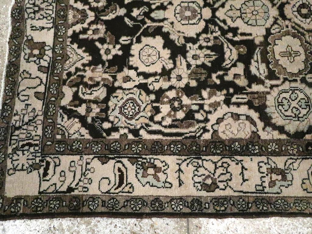 Mitte des 20. Jahrhunderts Persisch Malayer Akzentteppich (Wolle) im Angebot