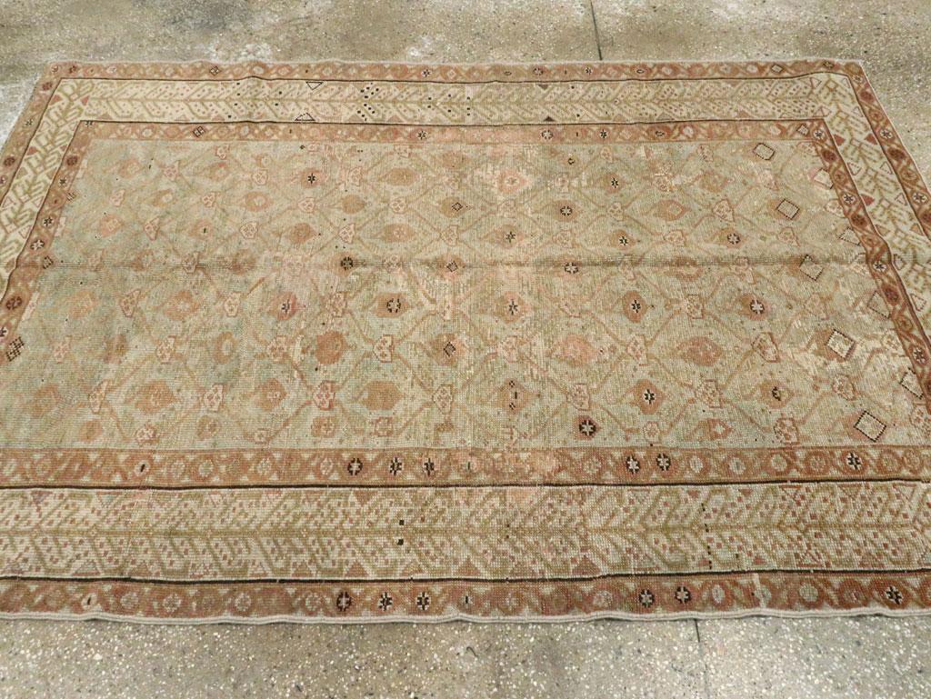 Tapis persan Malayer d'accentuation du milieu du 20e siècle Excellent état - En vente à New York, NY