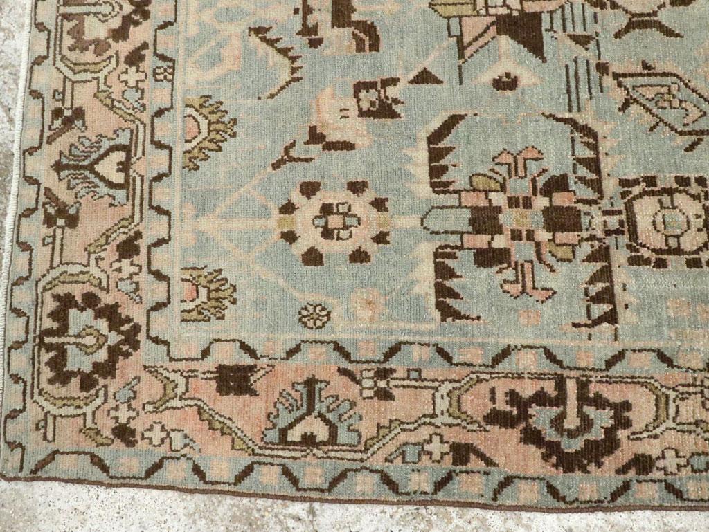Mitte des 20. Jahrhunderts Persisch Malayer Akzentteppich (Wolle) im Angebot
