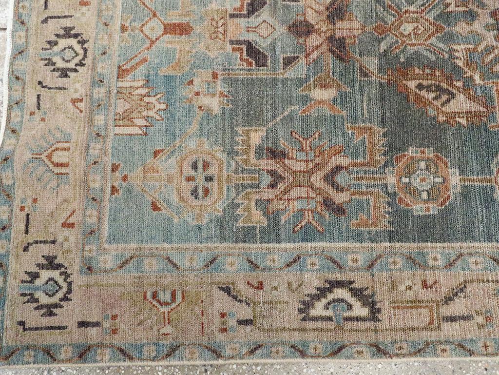 Mitte des 20. Jahrhunderts Persisch Malayer Akzentteppich (Wolle) im Angebot