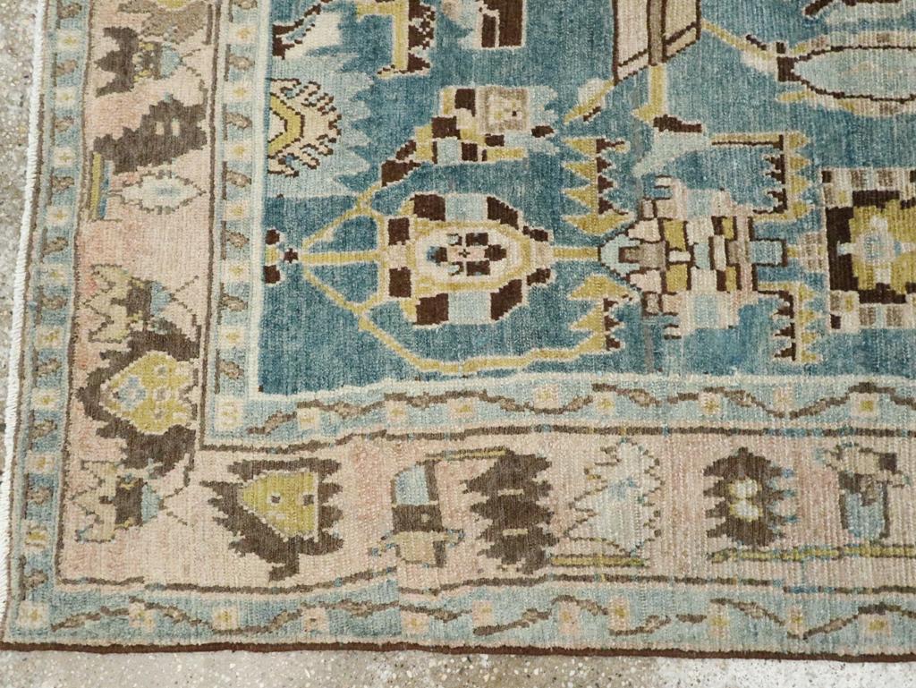 Mid-20th Century Persian Malayer Accent Rug im Zustand „Hervorragend“ im Angebot in New York, NY