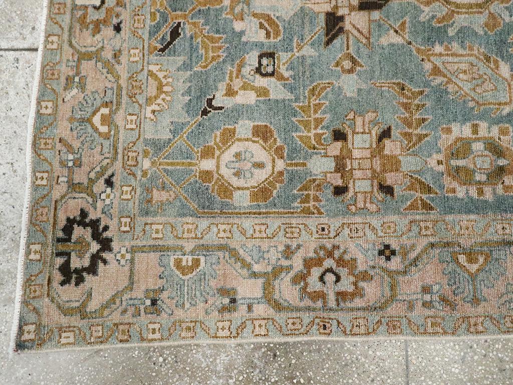 Mid-20th Century Persian Malayer Accent Rug im Zustand „Hervorragend“ im Angebot in New York, NY