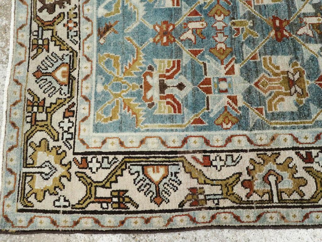 Mid-20th Century Persian Malayer Accent Rug im Zustand „Hervorragend“ im Angebot in New York, NY