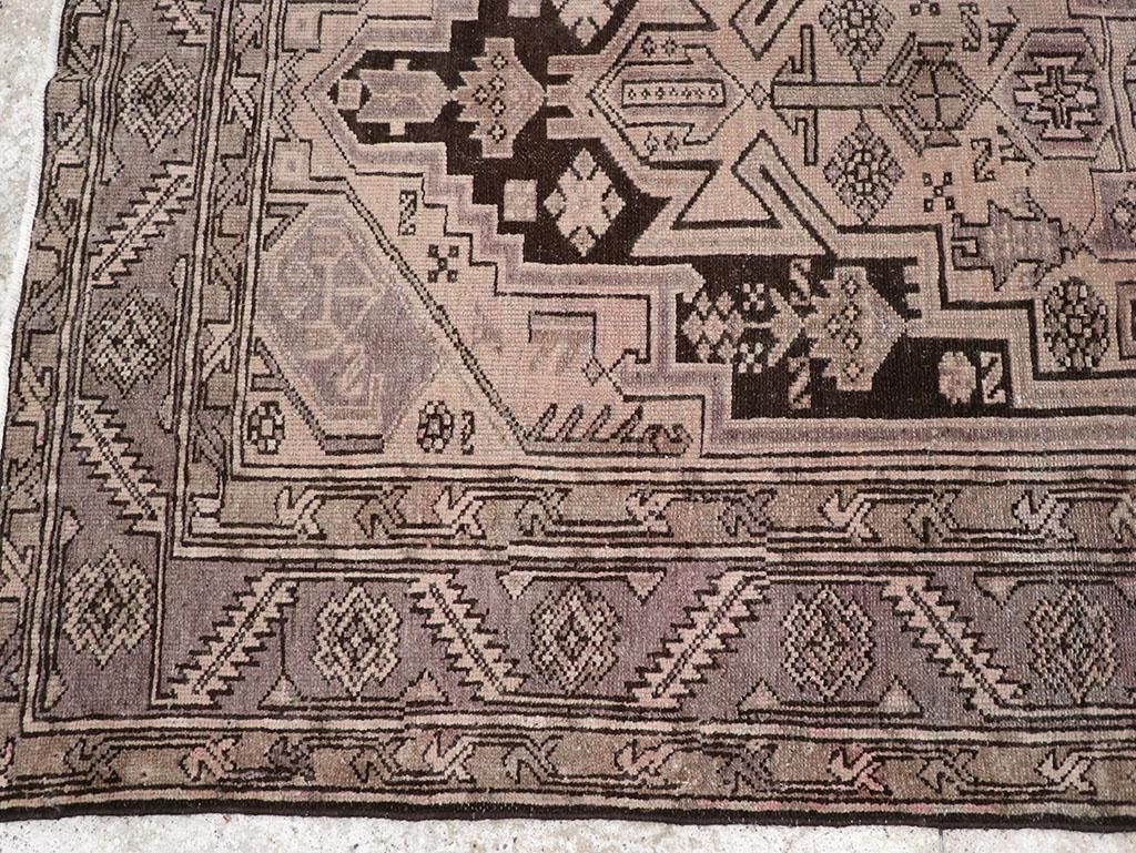 Mid-20th Century Persian Malayer Accent Rug In condizioni ottime in vendita a New York, NY