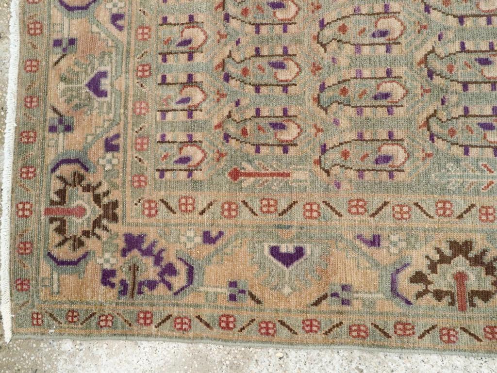 Mid-20th Century Persian Malayer Accent Rug Excellent état - En vente à New York, NY