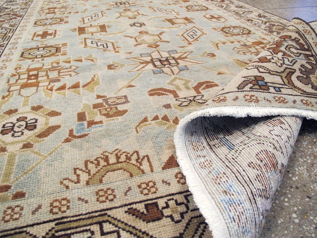 20ième siècle Mid-20th Century Persian Malayer Accent Rug en vente