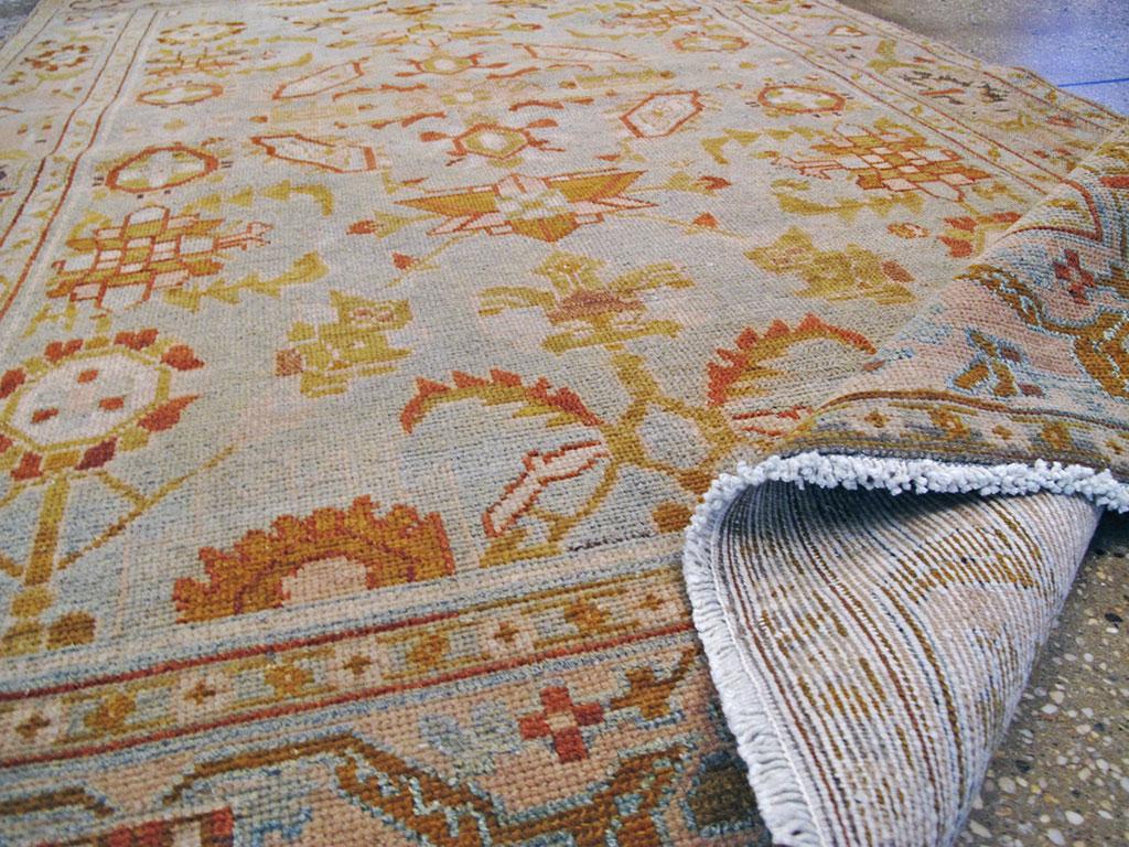 Mid-20th Century Persian Malayer Accent Rug (20. Jahrhundert) im Angebot