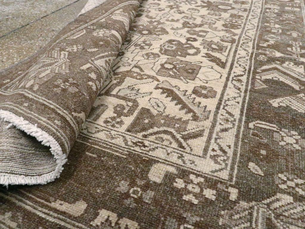 Mitte des 20. Jahrhunderts Persisch Malayer Akzentteppich im Angebot 1