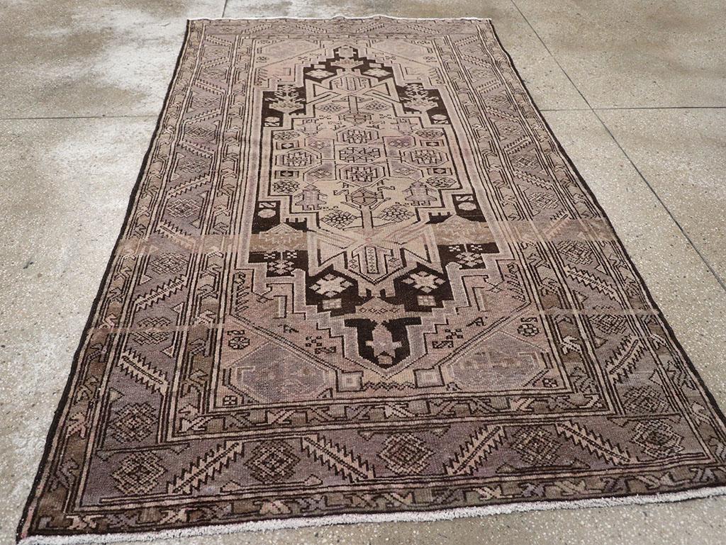 XX secolo Mid-20th Century Persian Malayer Accent Rug in vendita