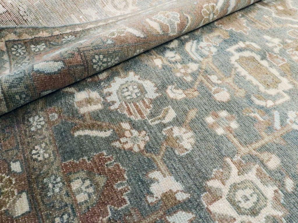 Mitte des 20. Jahrhunderts Persisch Malayer Akzentteppich im Angebot 1