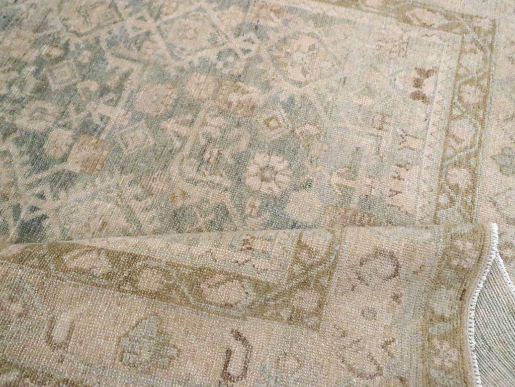 Mitte des 20. Jahrhunderts Persisch Malayer Akzentteppich im Angebot 2