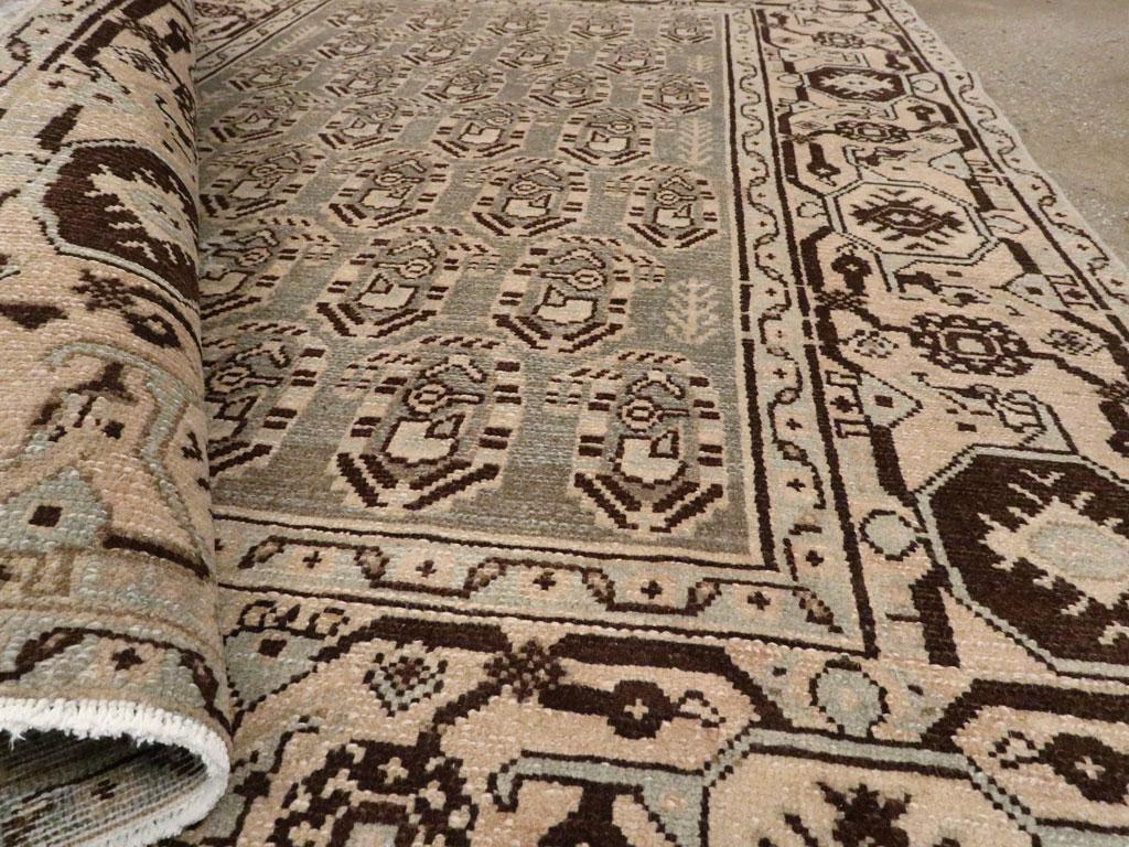 Mitte des 20. Jahrhunderts Persisch Malayer Akzentteppich im Angebot 2