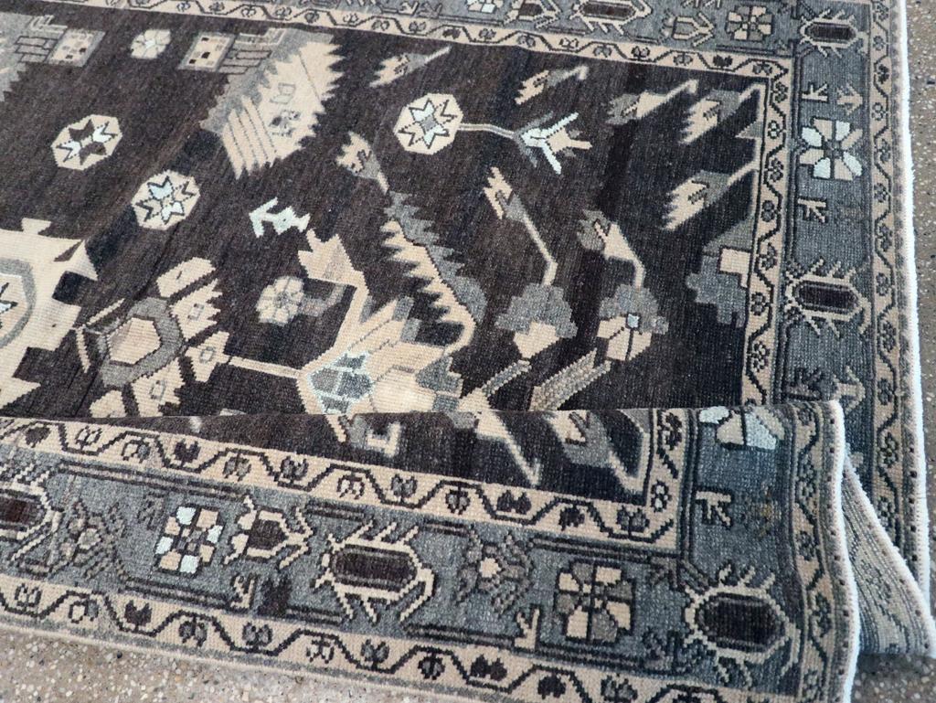 Alfombra de acento persa Malayer de mediados del siglo XX en venta 1