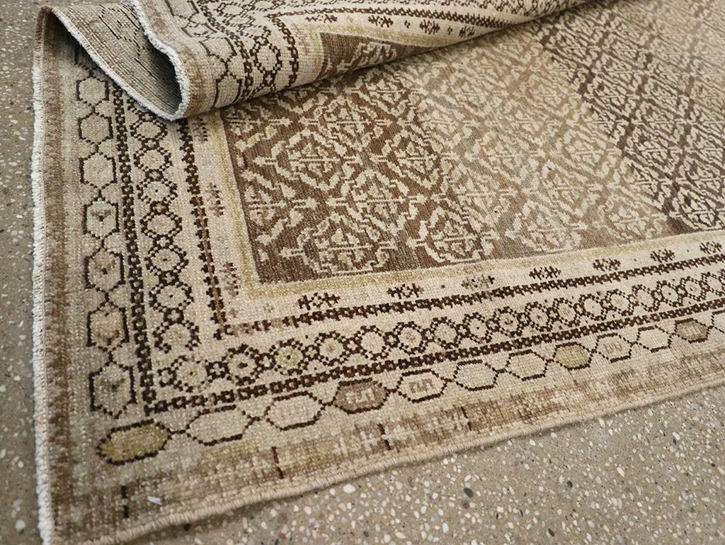Alfombra de acento persa Malayer de mediados del siglo XX en venta 2