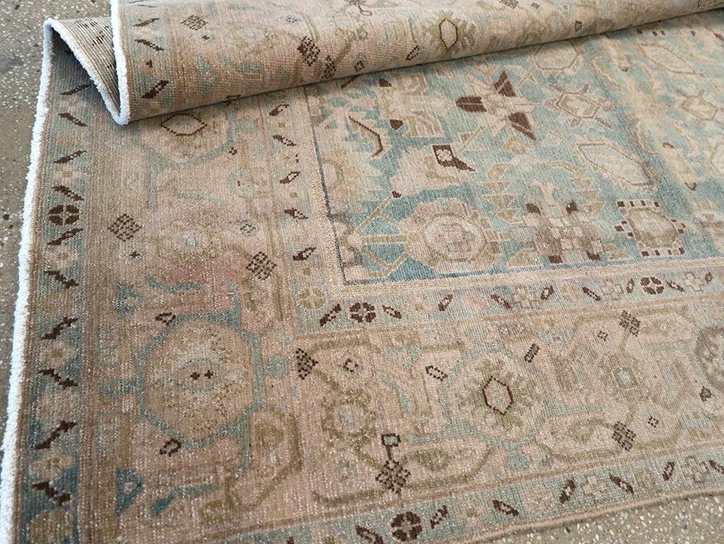 Tapis persan Malayer d'accentuation du milieu du 20e siècle en vente 1