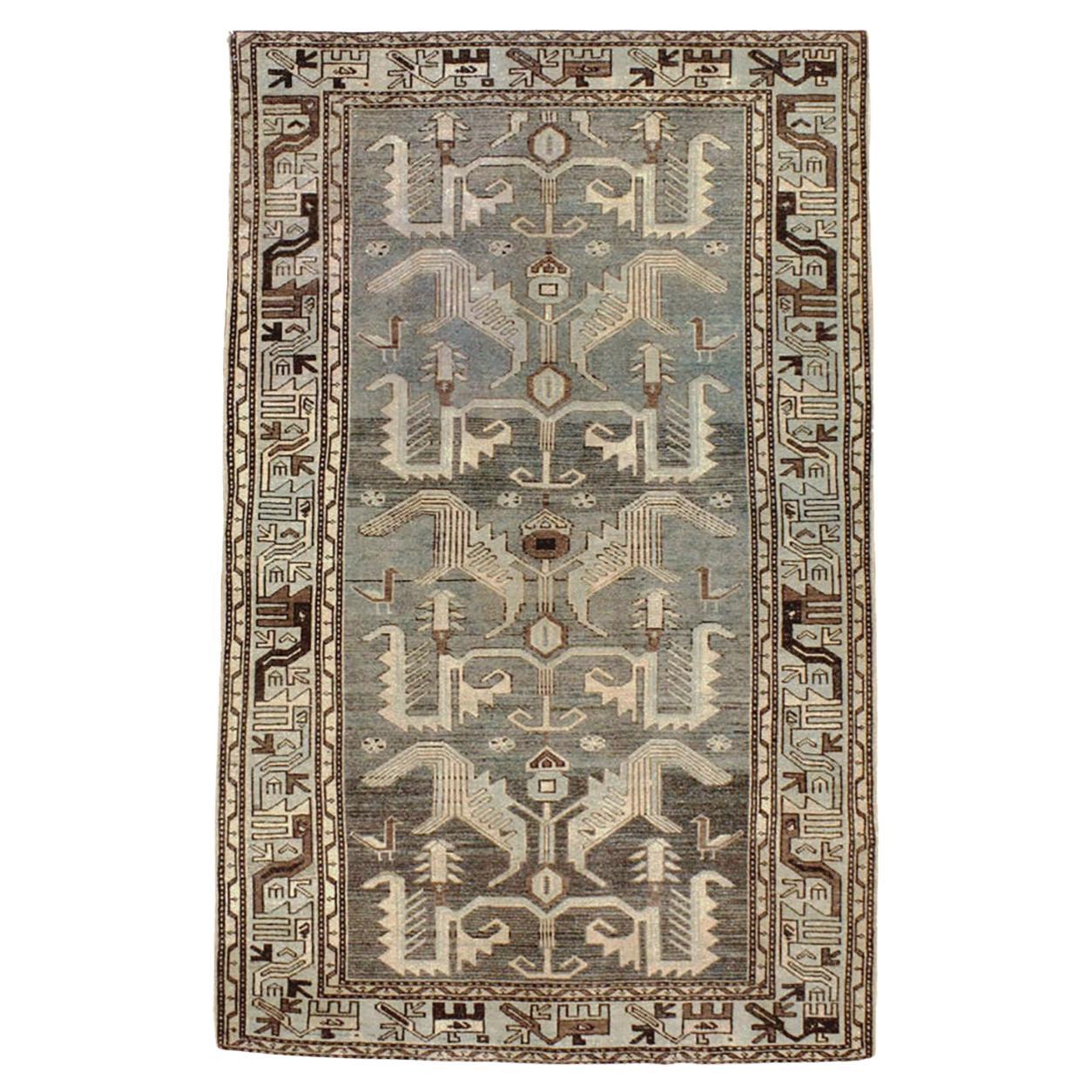 Tapis persan Malayer d'accentuation du milieu du 20e siècle en vente