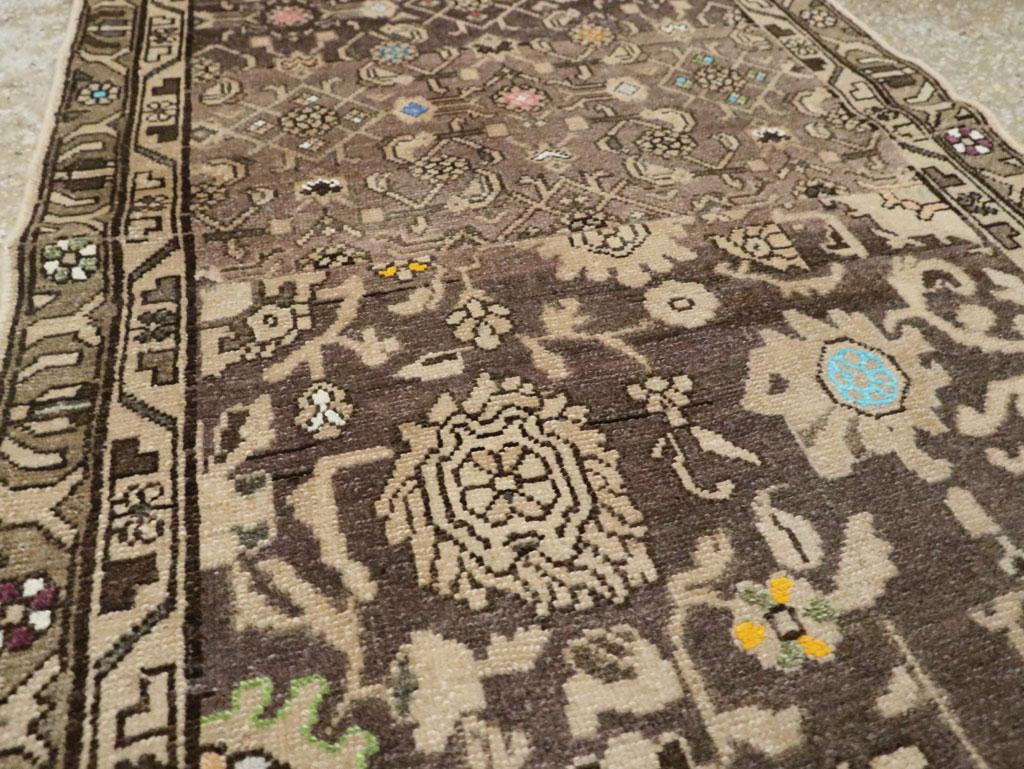Persischer Malayer-Teppich aus der Mitte des 20. (Handgeknüpft) im Angebot