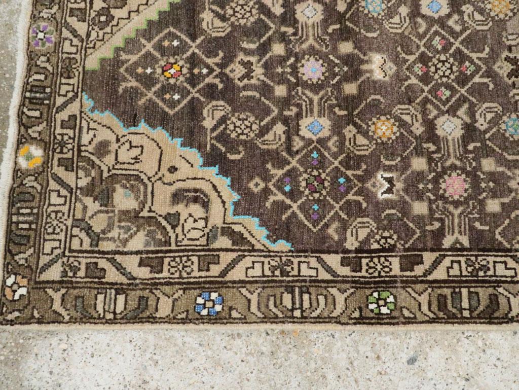 Persischer Malayer-Teppich aus der Mitte des 20. (20. Jahrhundert) im Angebot