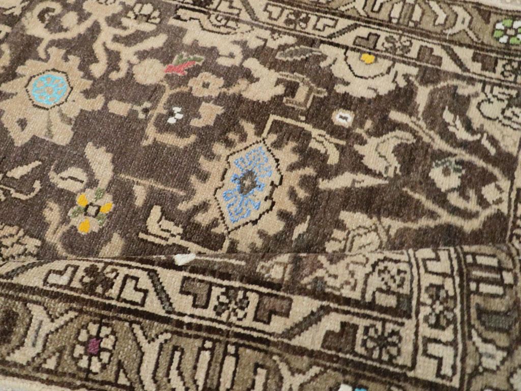 Persischer Malayer-Teppich aus der Mitte des 20. im Angebot 1