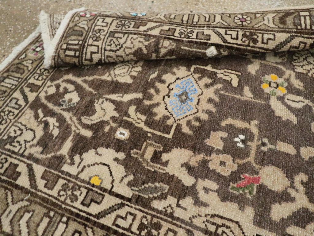 Persischer Malayer-Teppich aus der Mitte des 20. im Angebot 2