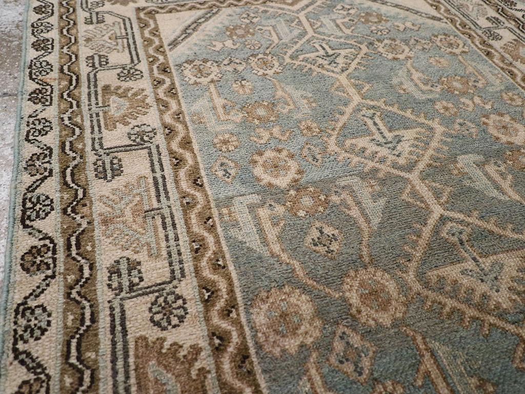 Perse Tapis persan Malayer du milieu du 20e siècle en vente