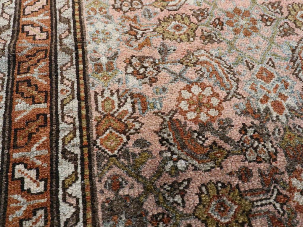 Perse Tapis persan Malayer du milieu du 20e siècle en vente